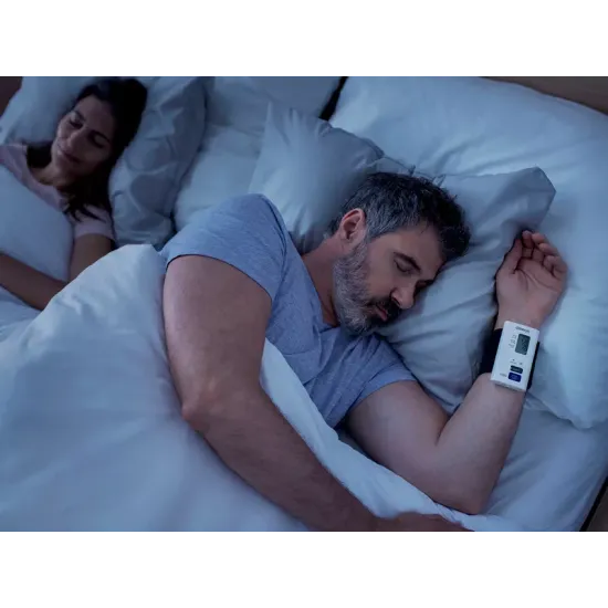 Tlakomer OMRON NightView na zápästie Tlakomer OMRON NightView na zápästie