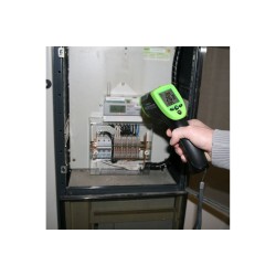 Kalibrovaný infračervený teplomer 615A - profesionálny teplomer od -50 do 1200°C s certifikátom o kalibrácii Kalibrovaný infračervený teplomer 615A - profesionálny teplomer od -50 do 1200°C s certifikátom o kalibrácii