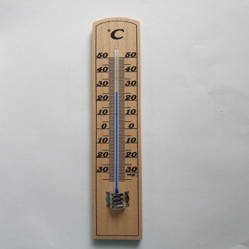 Kalibrovaný drevený teplomer izbový TFA  12.1004 s certifikátom o kalibrácii v bodoch 10, 20, 30 °C